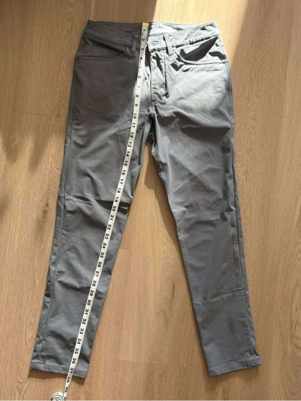 NWOT grey Lululemon ABC slim fit warpstreme pants size 28 - Picture 5 of 7